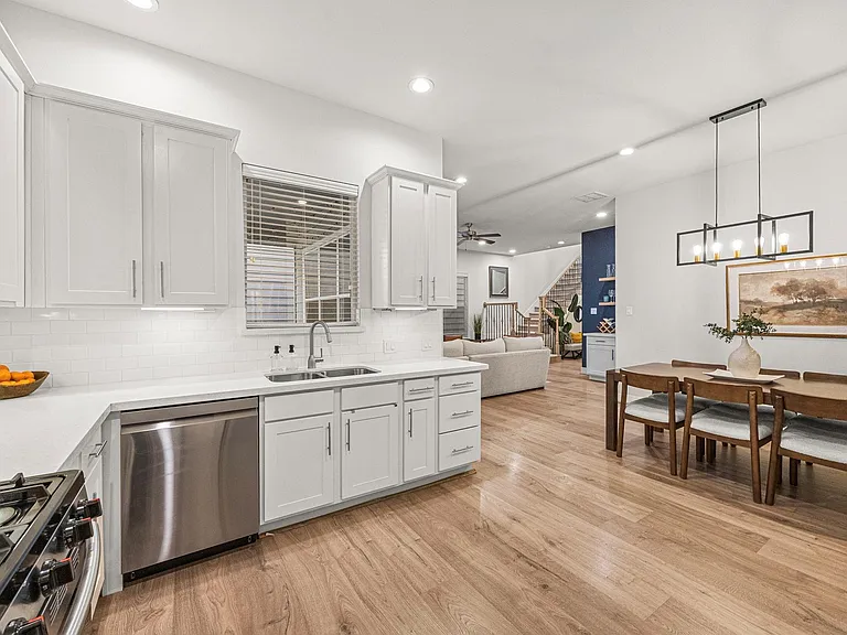 8817 Hollister Pine Ct — Photo 14
