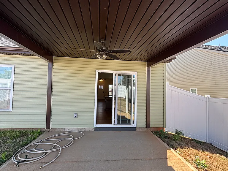 1108 Cleve Gosnell Ln — Photo 15
