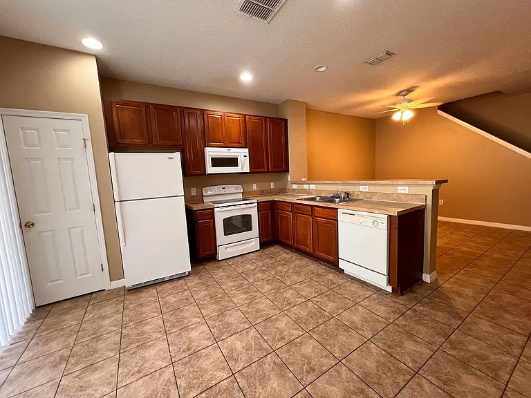 7602 Long Island Dr — Photo 6