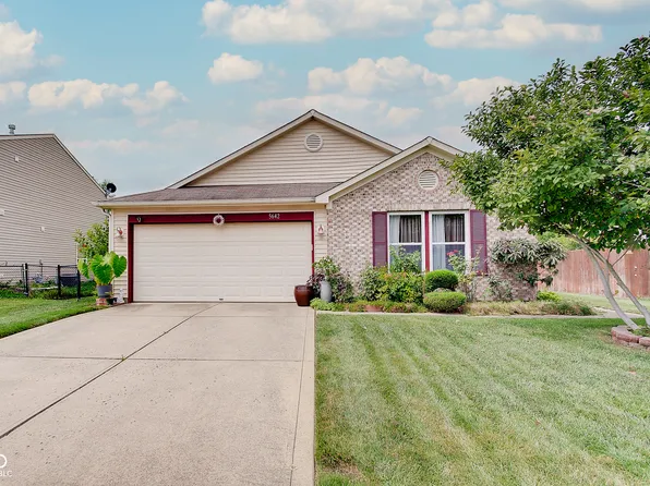 5642 Grassy Bank Dr, Indianapolis, IN 46237