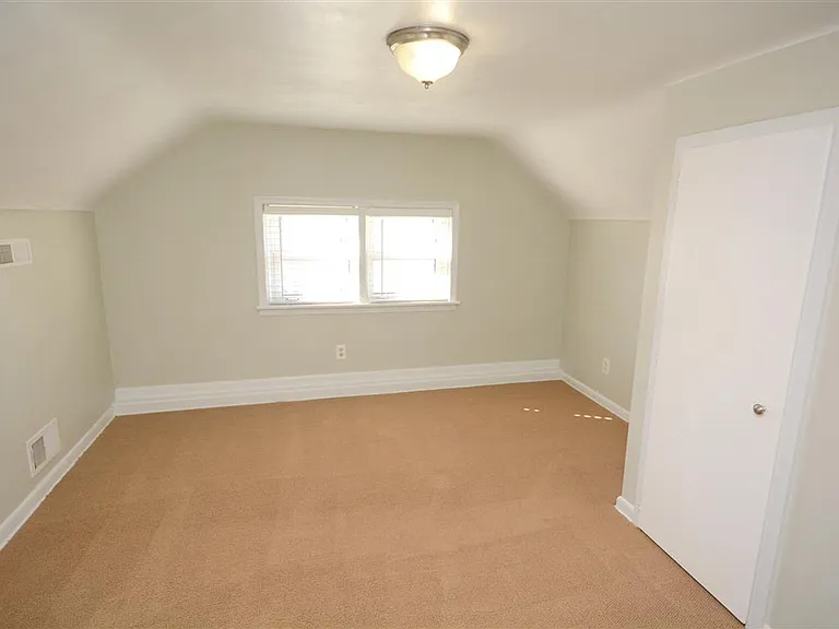 406 High Point Ave — Photo 21