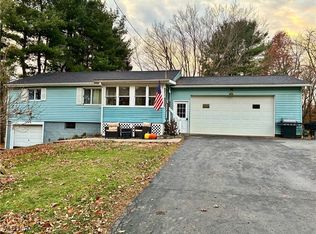275 Walnut St, Washingtonville, OH 44490