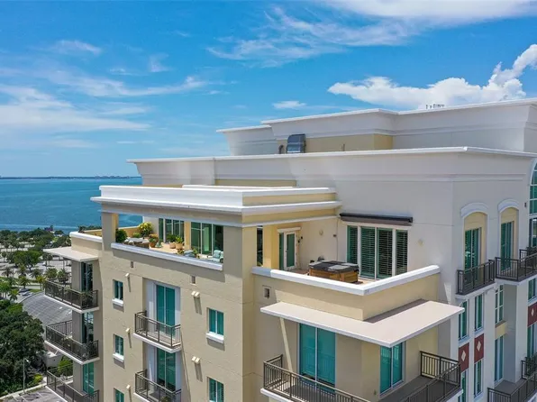 800 N Tamiami Trl Penthouse 1817, Sarasota, FL 34236