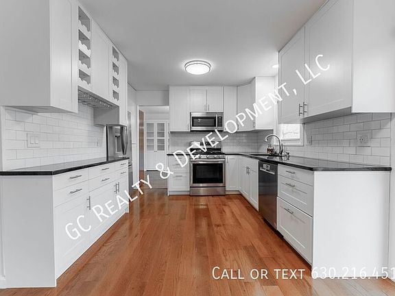 4th image of 324 Alexandria Dr