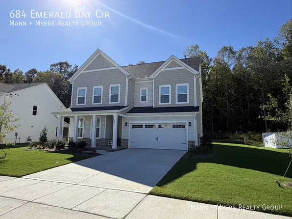 684 Emerald Bay Cir, Raleigh, NC 27610
