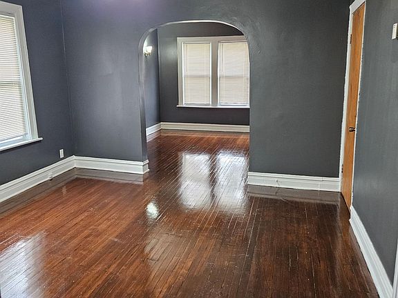 3rd image of 4842 W Race Ave #2