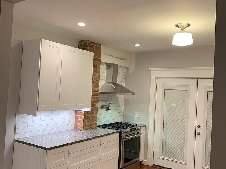 27 W Rock Ave — Photo 8