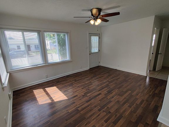 2nd image of 559 Leeds Ave