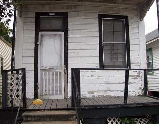 1st image of 8724 Plum St