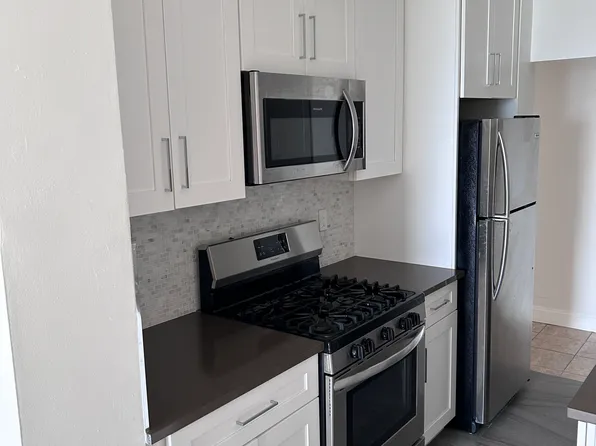 2940 Ocean Parkway image 2 of 12