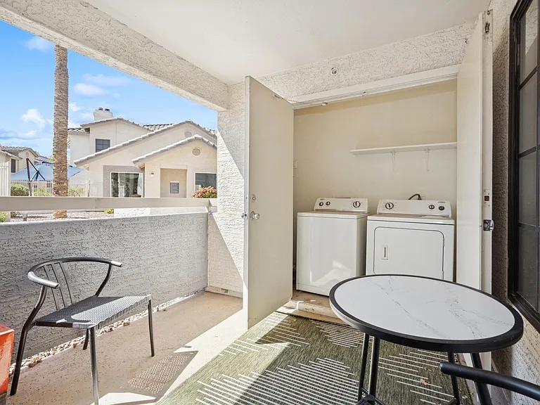 Garden Grove Apartment Homes — Photo 9