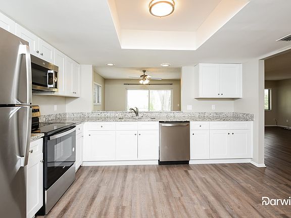 3rd image of 216 Dublin Dr