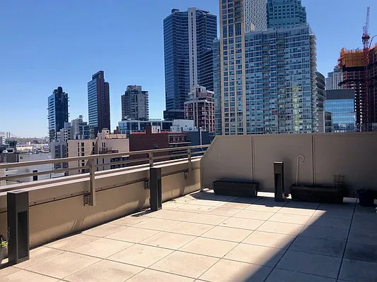 Rented by Stonehenge NYC LLC | media 18