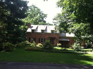 2228 Stoneridge Rd, Niskayuna, NY 12309