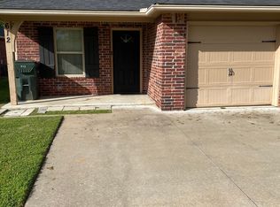 612 E 6th St, Claremore, OK 74017