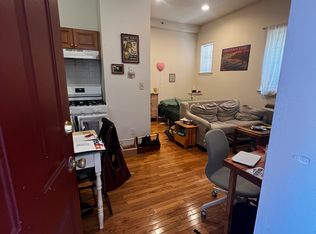 1227 Bainbridge St #1F, Philadelphia, PA 19147