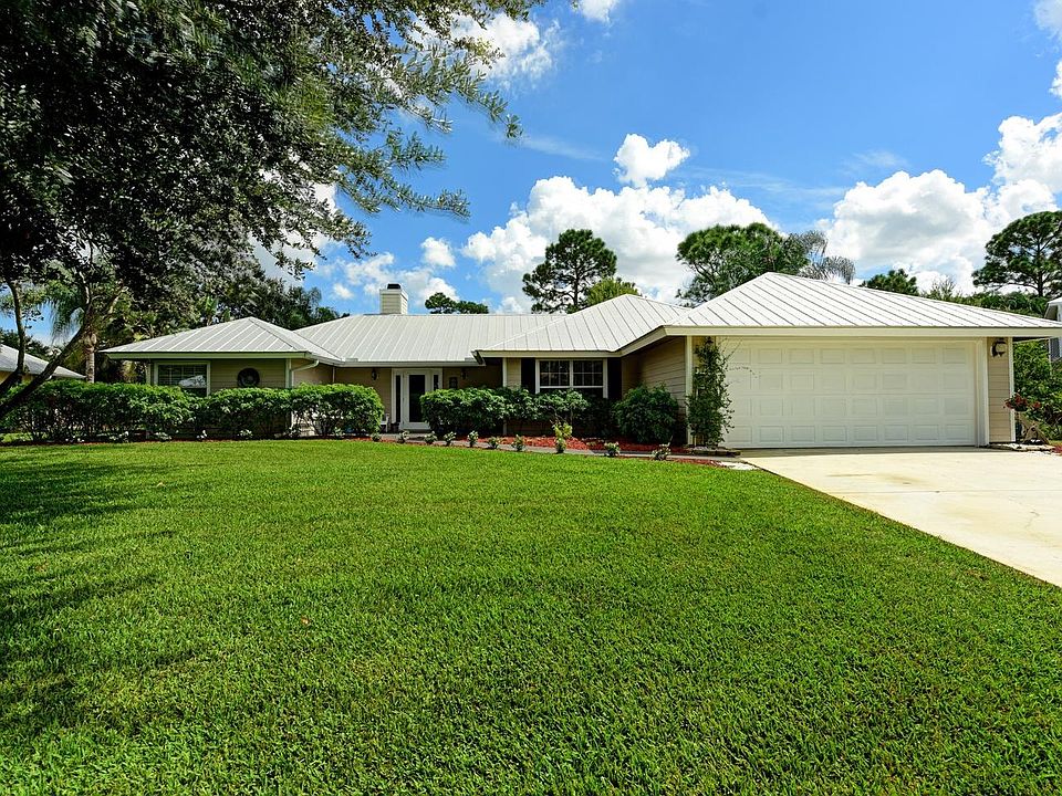 1st image of 1946 SW Hunters Club Way W