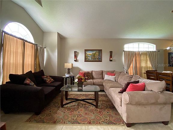 3rd image of 557 Lexingdale Dr