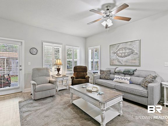 4th image of 4820 Wilson Blvd