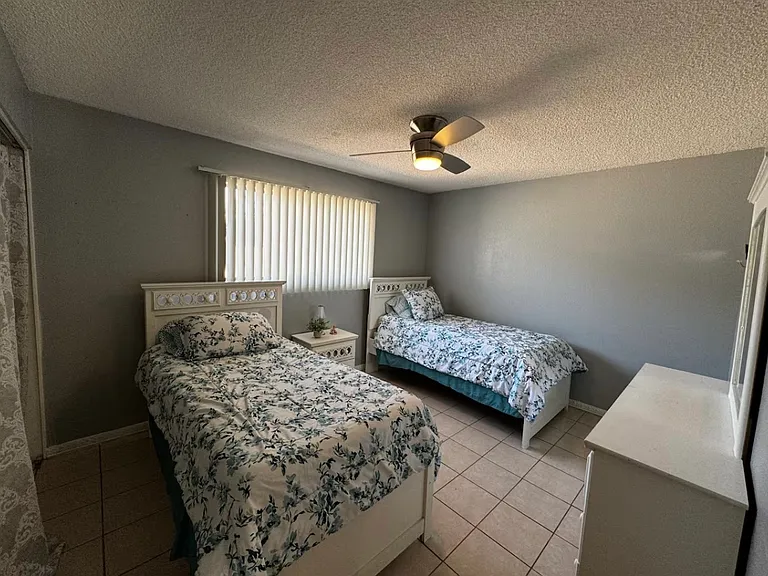 1213 W Galveston St — Photo 9