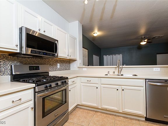 4th image of 2567 Land Rush Dr