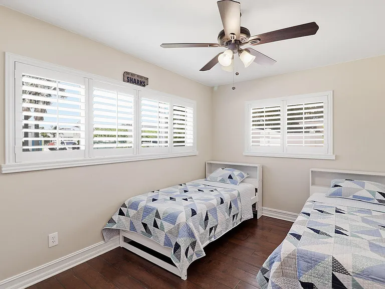 16 Leeward Cir — Photo 27