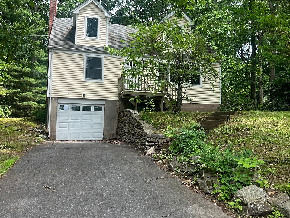 1st image of 7 Laurel Road