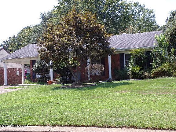 3rd image of 8161 Charleston Dr