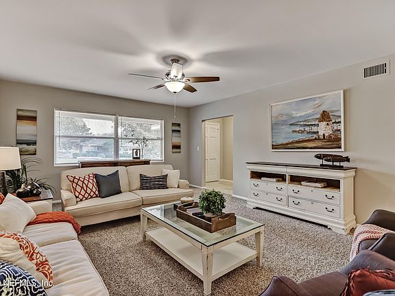 5th image of 7044 San Sabastian Ave