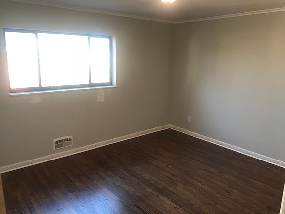 5th image of 1128 E 18th Ave