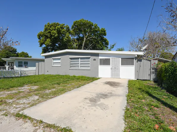 1814 Miami Court, Fort Pierce, FL 34950