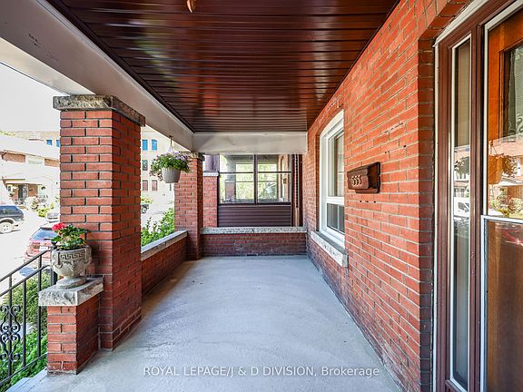 3rd image of 553 Runnymede Rd