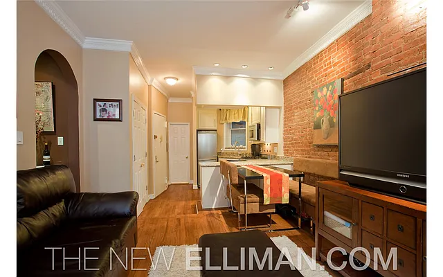 Sold by Douglas Elliman | media 36