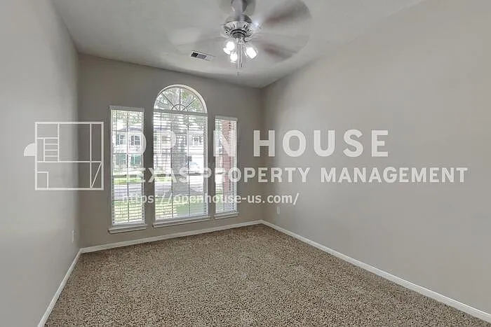 14515 Enola Dr — Photo 11