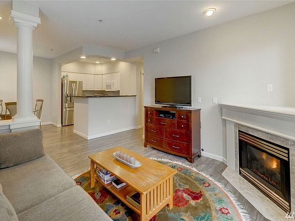 4th image of 2030 132nd Ave SE APT 301
