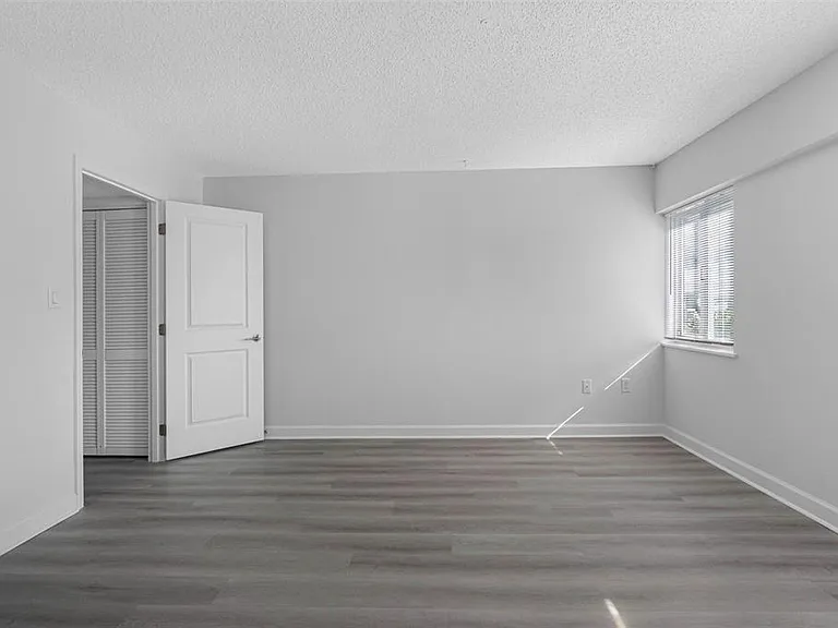 1451 Gulf Blvd #101 — Photo 32