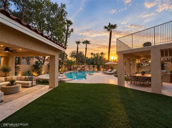 8132 Bay Pines Ave, Las Vegas, NV 89128