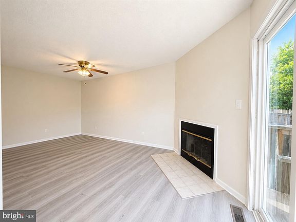 2nd image of 45611 Longfields Village Dr
