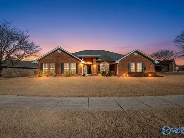 188 Bremerton Dr SW, Huntsville, AL 35824