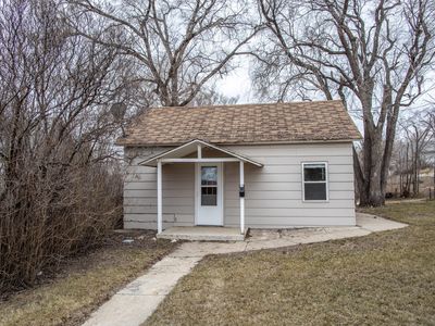 211 6th Ave NE, Mandan, ND, 58554
