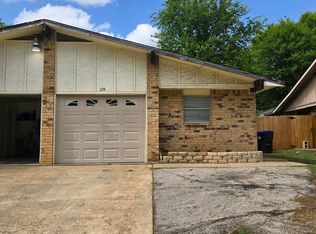 119 Queens Ct, Longview, TX 75604