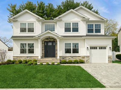 16 Gordon Avenue, Plainview, NY, 11803