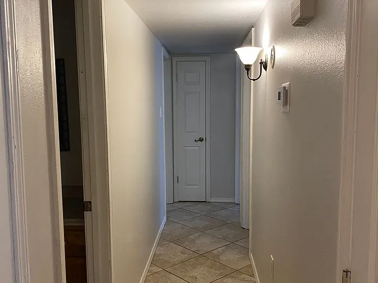 606 Shadow Dr — Photo 8