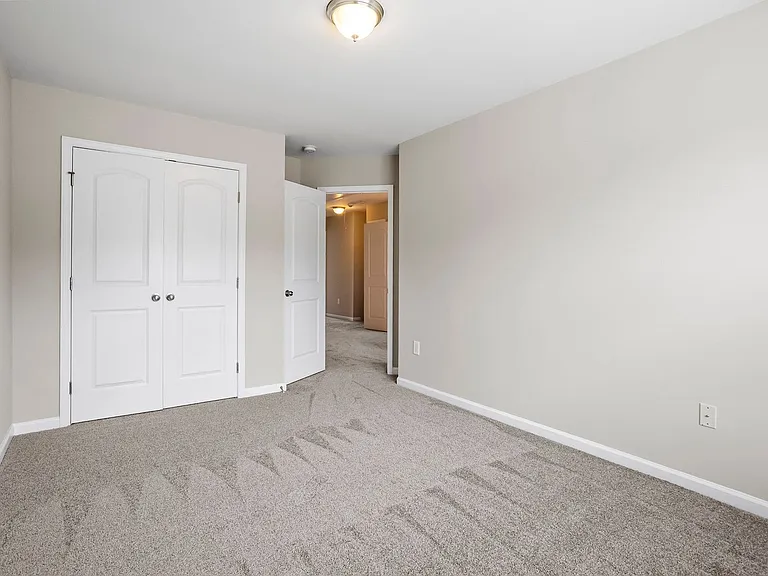 223 Station Dr — Photo 31