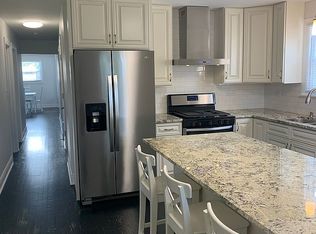 724 Houston St APT 2, Lemont, IL 60439