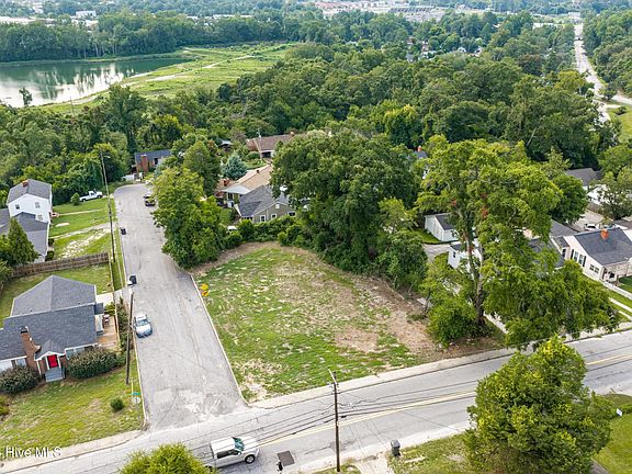 5th image of 2030 Spring Hill Terrace