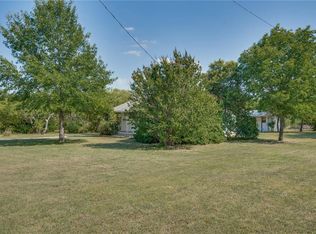 2215 Willowwood St, Denton, TX 76205