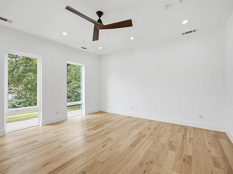 4605 Belmont Ave #A2 — Photo 15