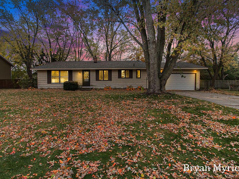 1st image of 12860 N Bellwood Dr
