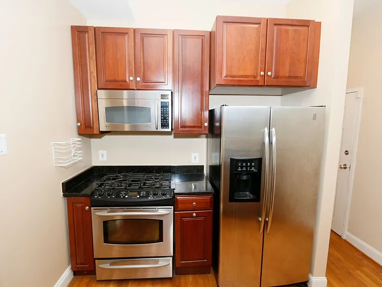 1312 Euclid St NW #3 — Photo 8